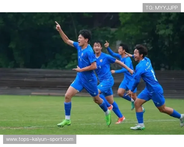 中国足球发展成效引国际媒体关注，中国足球的发展进程及未来趋势